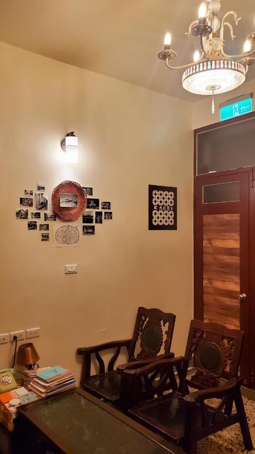 赤嵌厝child Come Home-依人數床位數計價開放房型 Tainan Buitenkant foto