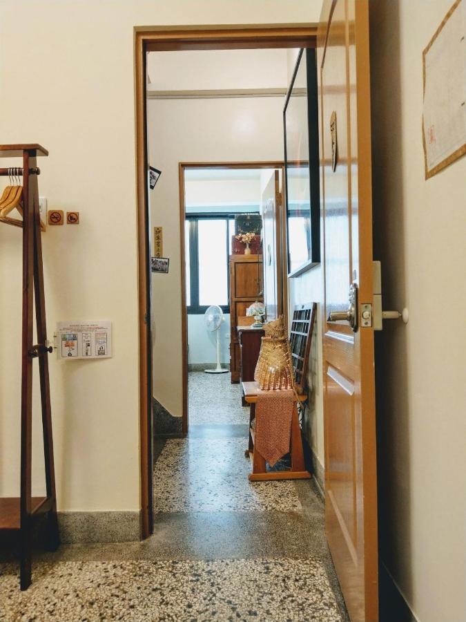 赤嵌厝child Come Home-依人數床位數計價開放房型 Tainan Buitenkant foto